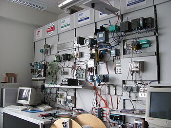 Cad_EMV_Feldbus-labor_001.jpg