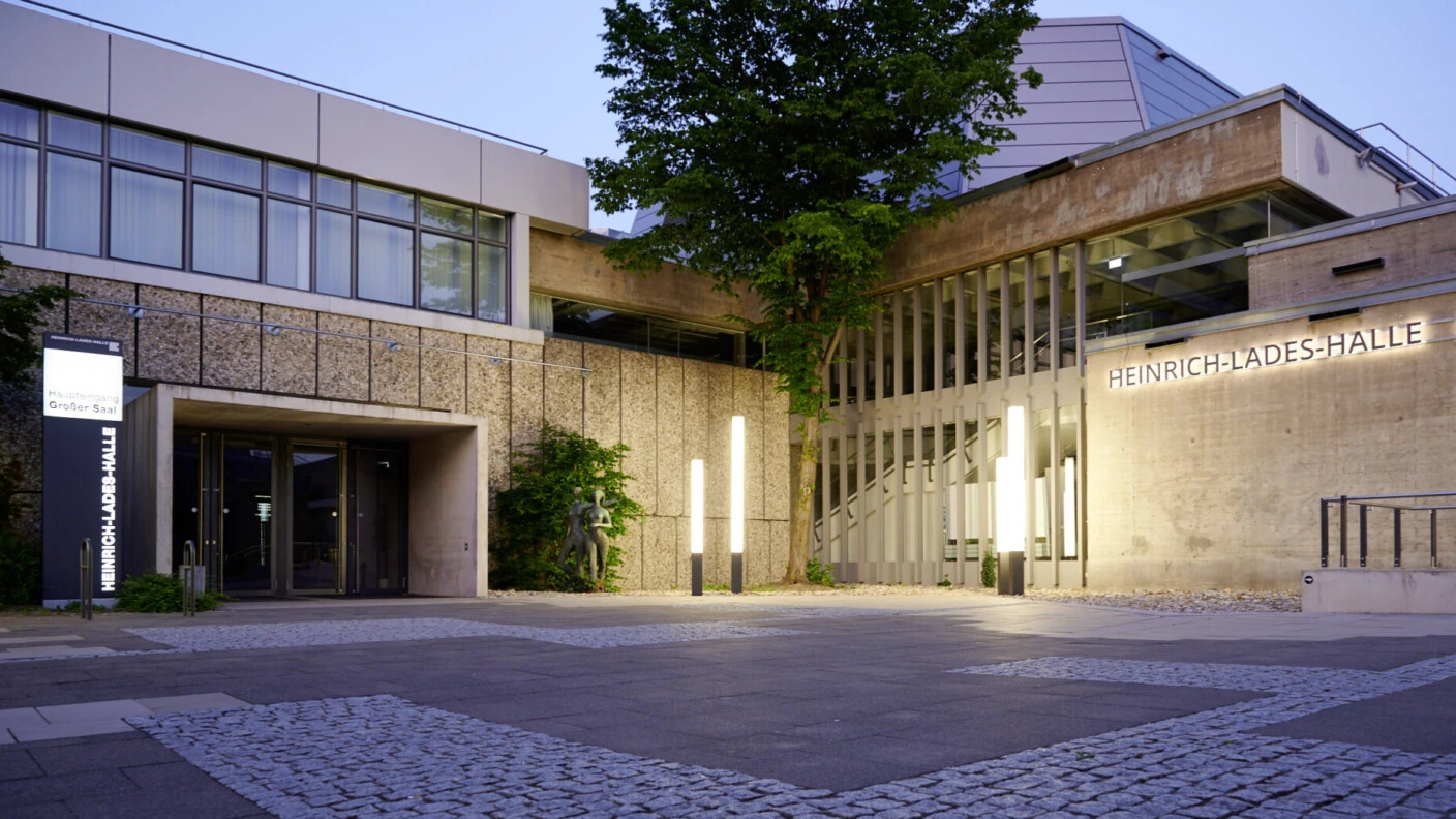 heinrich-lades-halle-erlangen-2-c-detlef-overmann-1408x792.webp